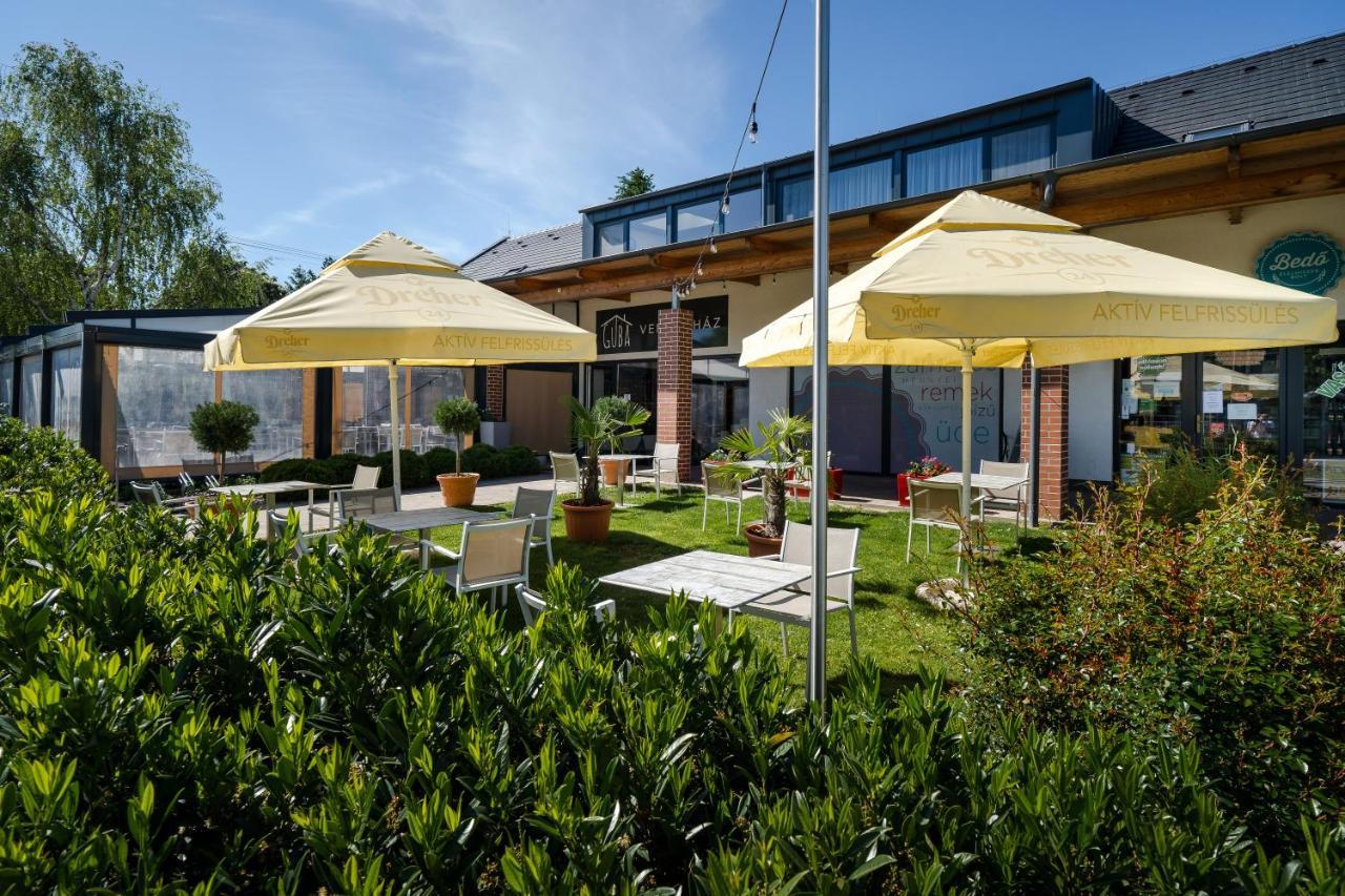 Guba Vendeghaz Bed and Breakfast Győrújbarát Εξωτερικό φωτογραφία